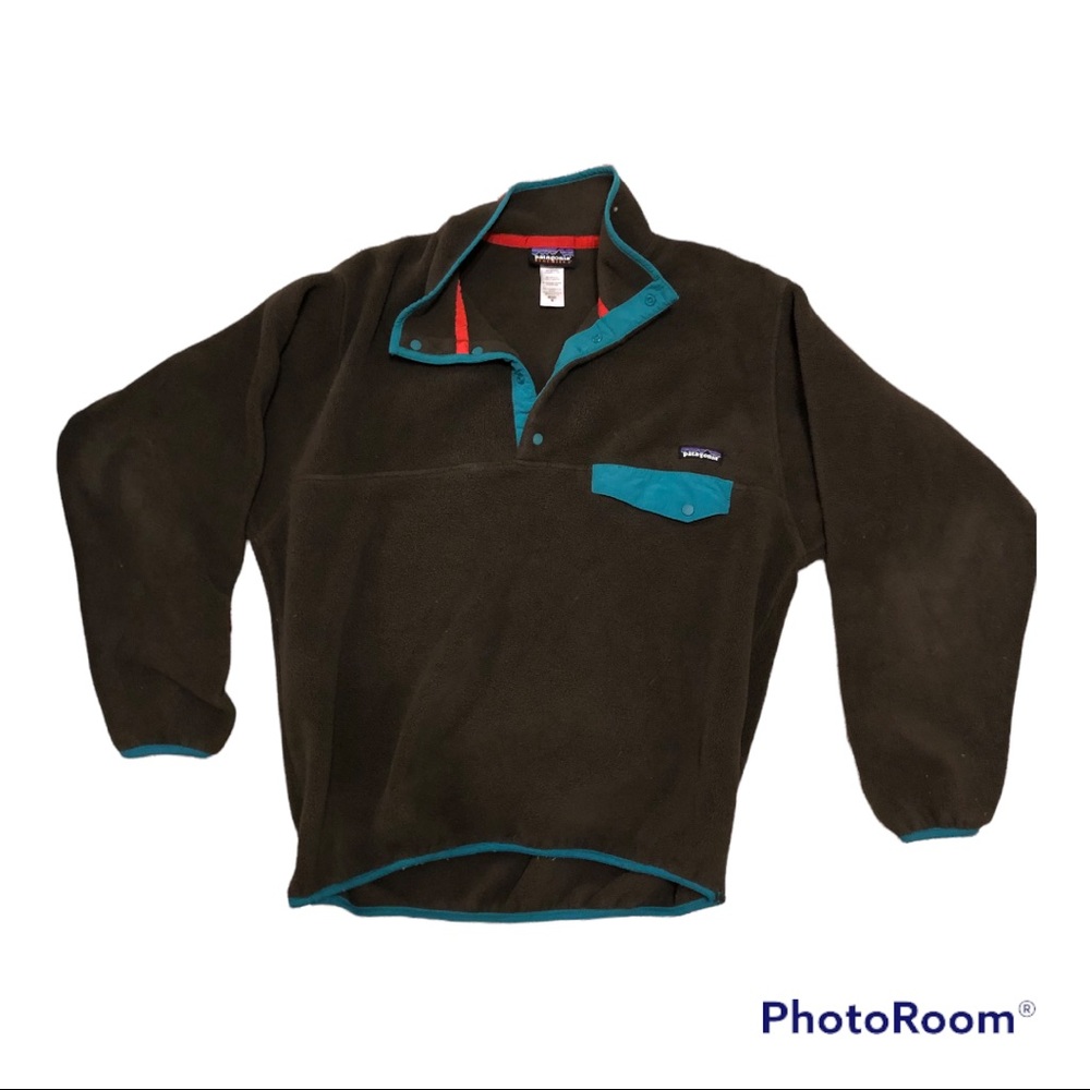 Men medium brown and green Patagonia pullover